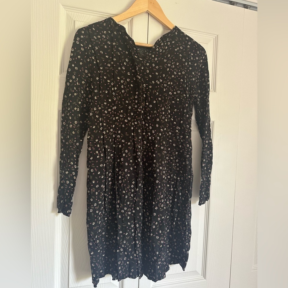 H&M bundle of Floral Black Dress and black dress like new - Picture 2 of 10